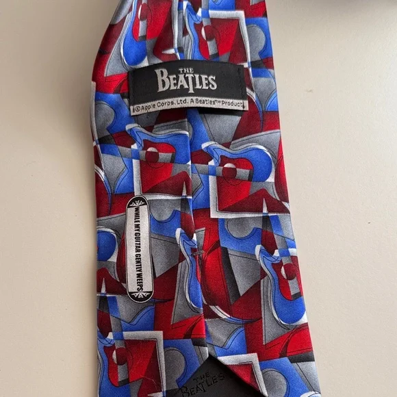 Beatles Collectors Edition Men's Tie - Picture 2 of 3